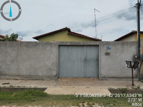 Casa de 54m² em Altos