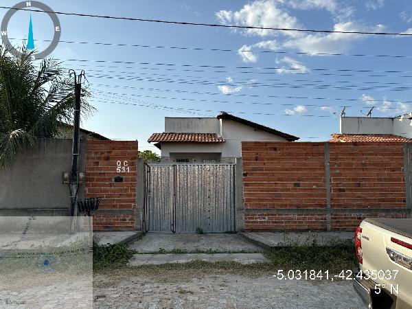 Casa de 52m² em Altos