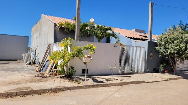 Casa de 63m² em Luís Eduardo Magalhães