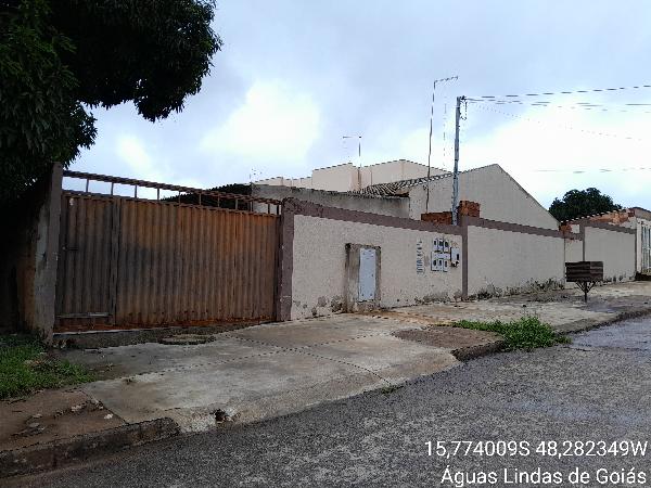 Casa de 69m² em Águas Lindas de Goiás