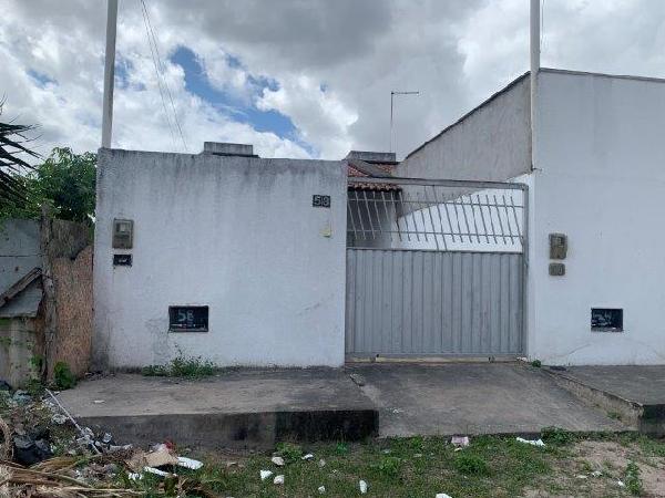 Casa de 66m² em Feira de Santana