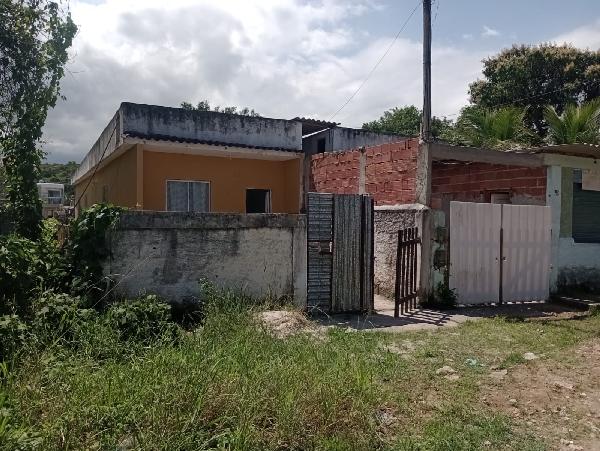 Casa de 77m² em Magé