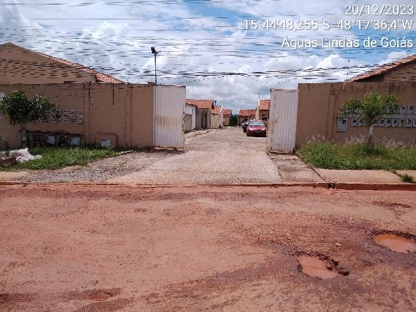 Casa em Águas Lindas de Goiás