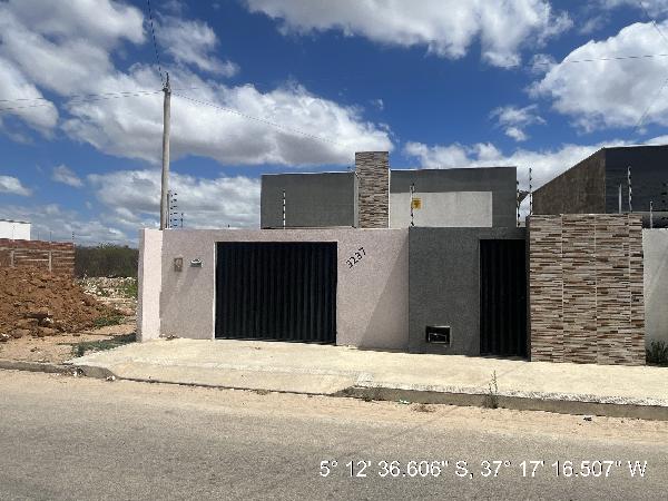 Casa de 76m² em Mossoró