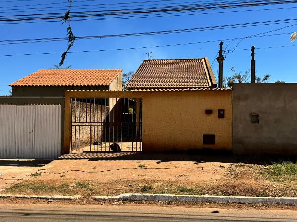 Casa de 63m² em Santo Antônio do Descoberto