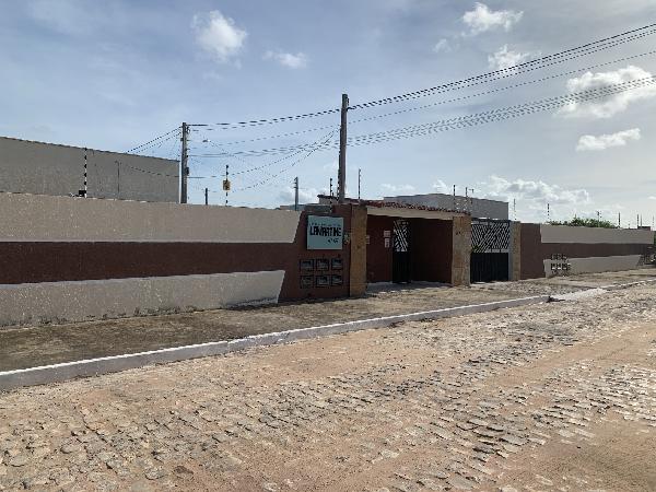 Casa de 69m² em Extremoz