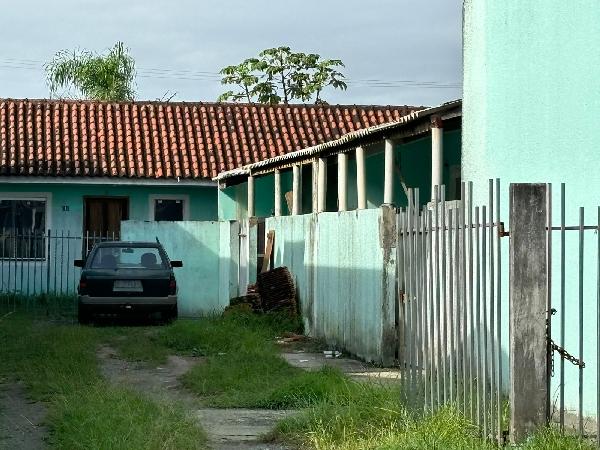 Casa de 35m² em Paranaguá