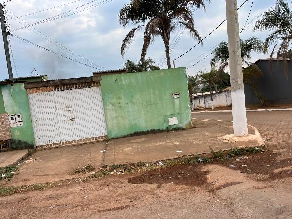 Casa de 57m² em Santo Antônio do Descoberto