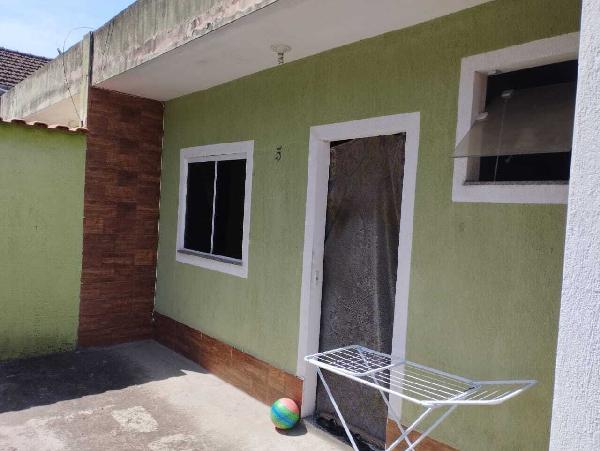 Casa de 36m² em Belford Roxo