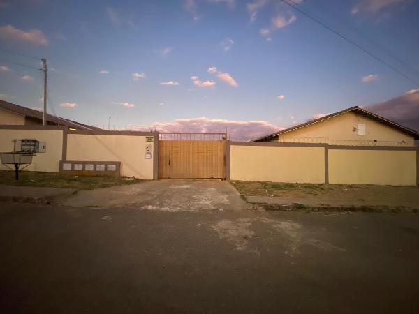 Casa em Águas Lindas de Goiás