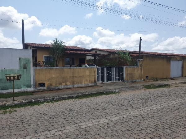 Casa de 52m² em Extremoz