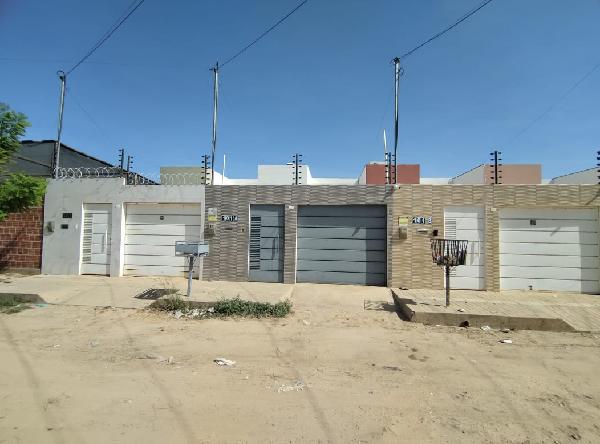 Casa de 77m² em Petrolina