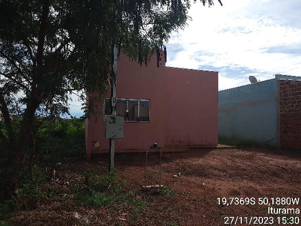 Casa de 55m² em Iturama