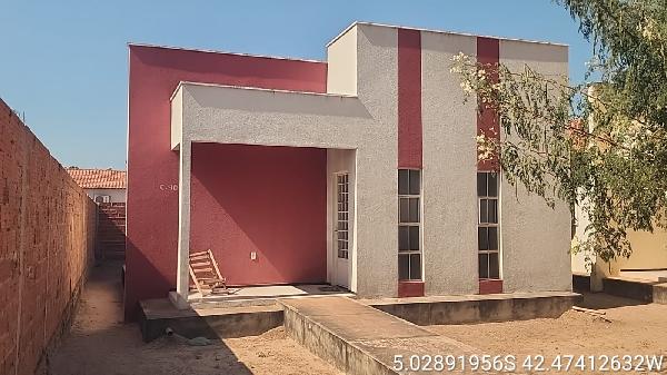 Casa de 54m² em Altos