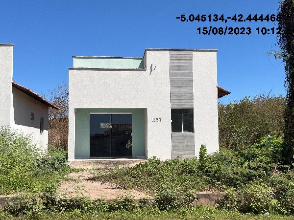 Casa de 59m² em Altos