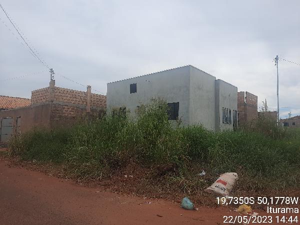 Casa de 46m² em Iturama