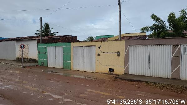 Casa de 69m² em Extremoz