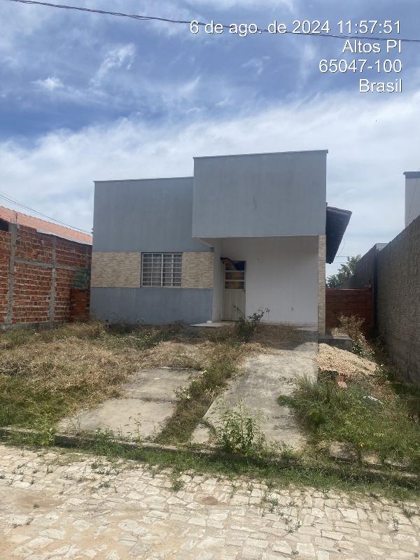 Casa de 80m² em Altos