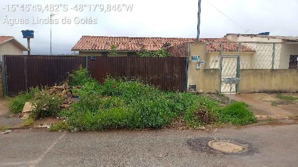 Casa em Águas Lindas de Goiás