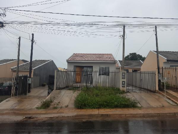 Casa de 48m² em Ponta Grossa