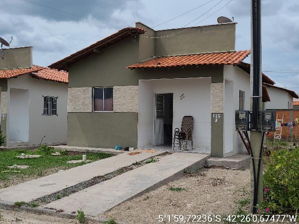 Casa de 53m² em Altos