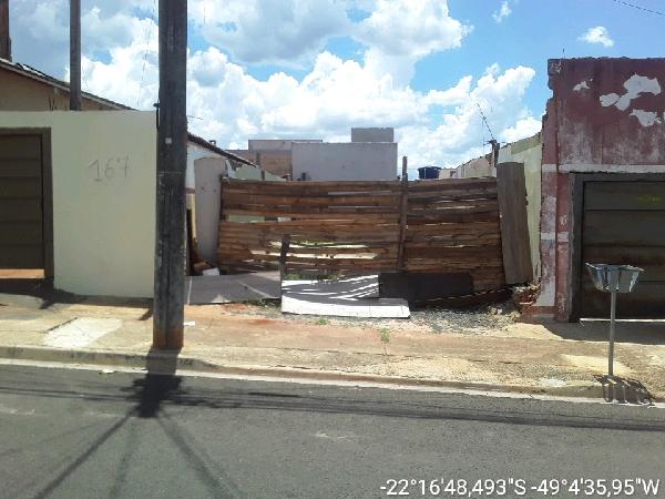 Casa de 26m² em Bauru