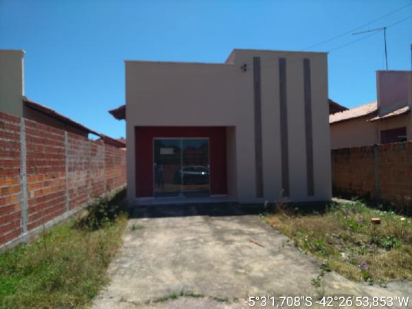 Casa de 59m² em Altos