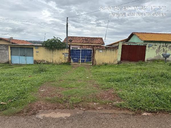 Casa de 56m² em Águas Lindas de Goiás