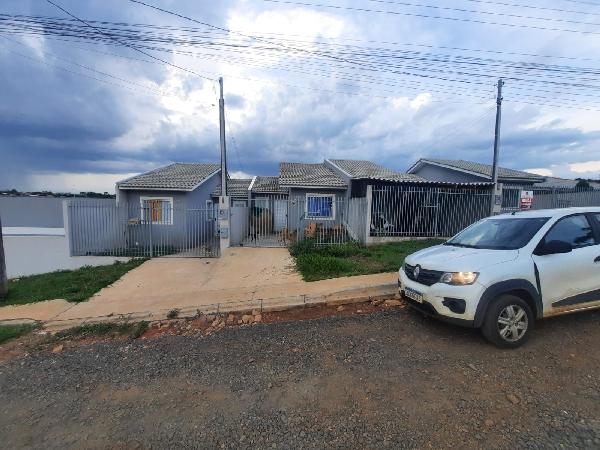 Casa de 39m² em Ponta Grossa