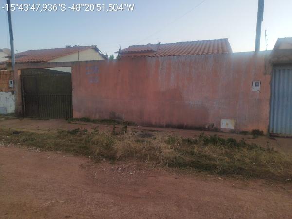 Casa em Águas Lindas de Goiás