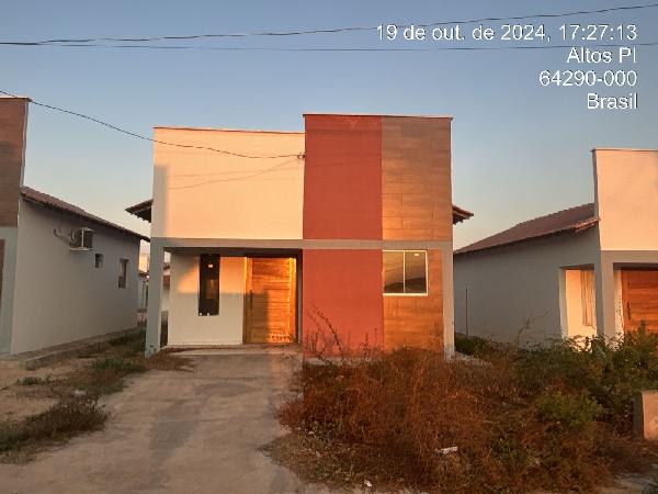 Casa de 59m² em Altos