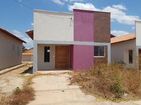 Casa de 59m² em Altos