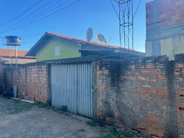 Casa de 101m² em Senador Canedo