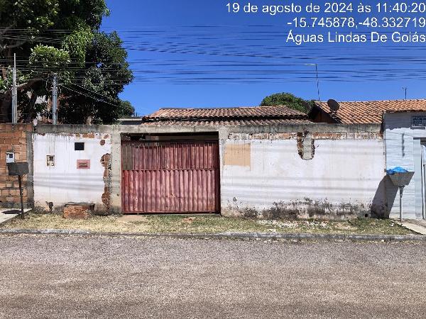 Casa de 68m² em Águas Lindas de Goiás