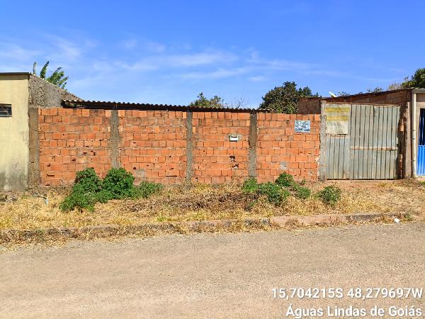 Casa de 124m² em Águas Lindas de Goiás