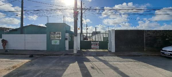 Casa de 69m² em Maceió