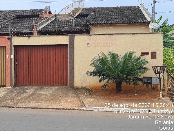 Casa de 99m² em Goiânia