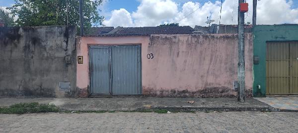 Casa de 64m² em Maceió