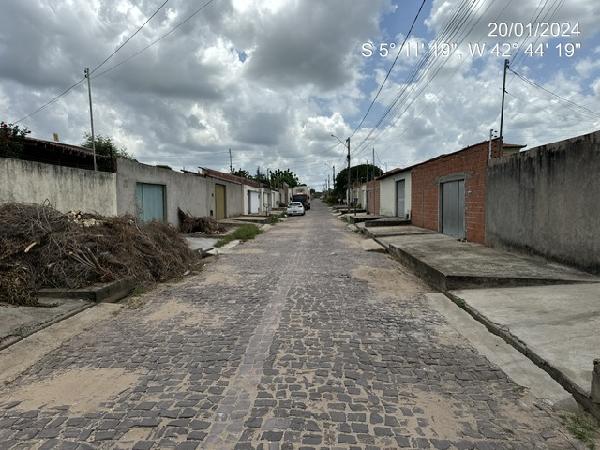 Casa de 48m² em Teresina