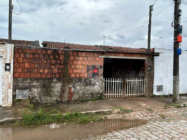 Casa de 50m² em Maceió