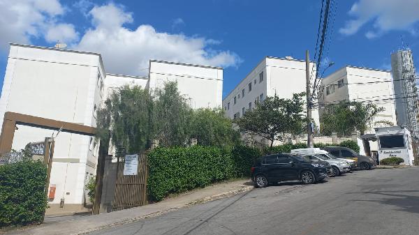 Apartamento de 45m² em Contagem