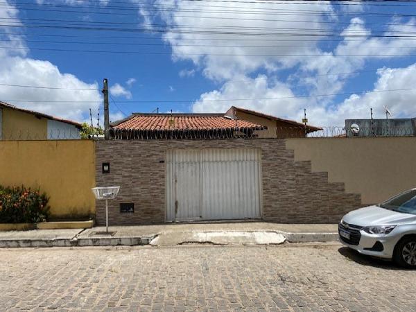 Casa de 62m² em Extremoz