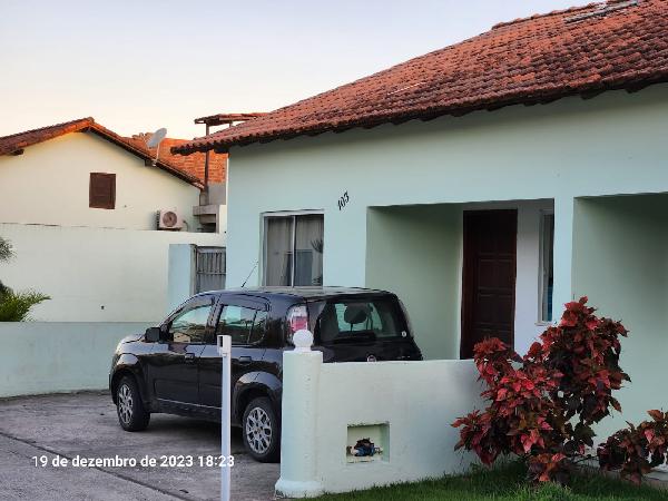 Casa de 76m² em Araruama