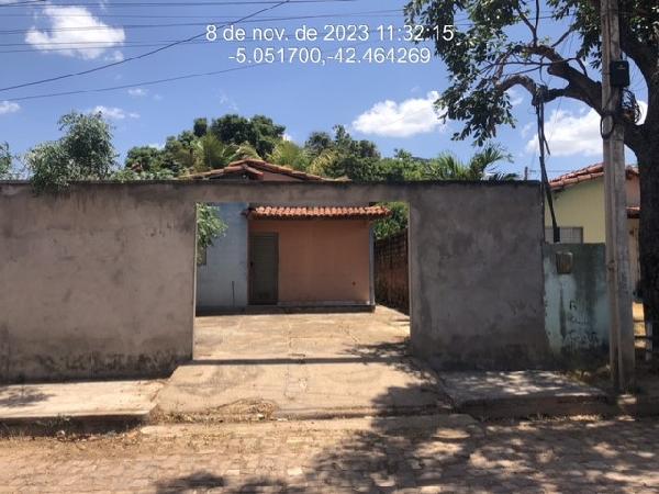 Casa de 54m² em Altos