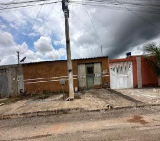 Casa de 46m² em Águas Lindas de Goiás