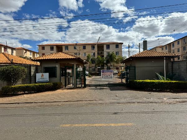 Apartamento de 44m² em Valparaíso de Goiás