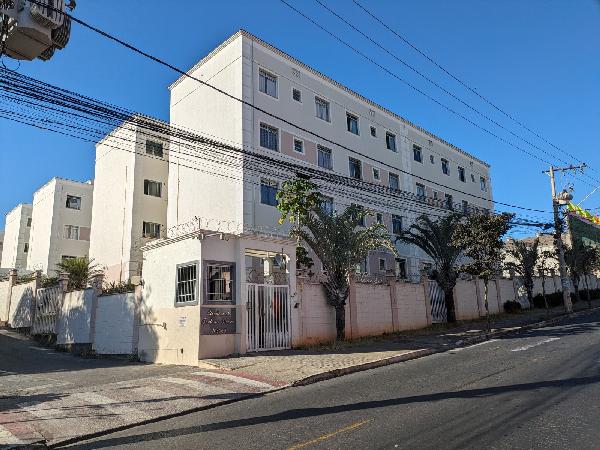 Apartamento de 45m² em Contagem