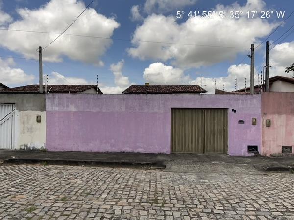 Casa de 65m² em Extremoz