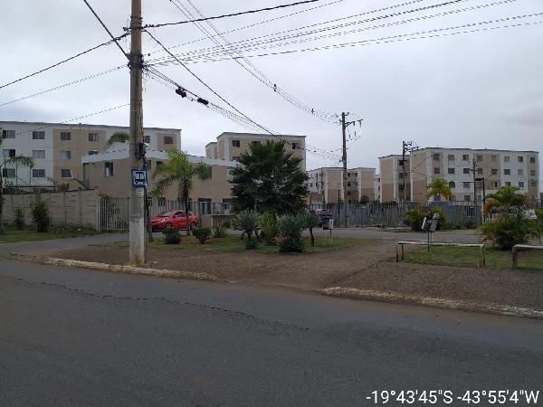 Apartamento de 43m² em Vespasiano