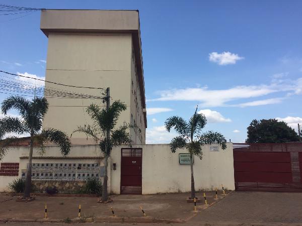 Apartamento de 48m² em Águas Lindas de Goiás